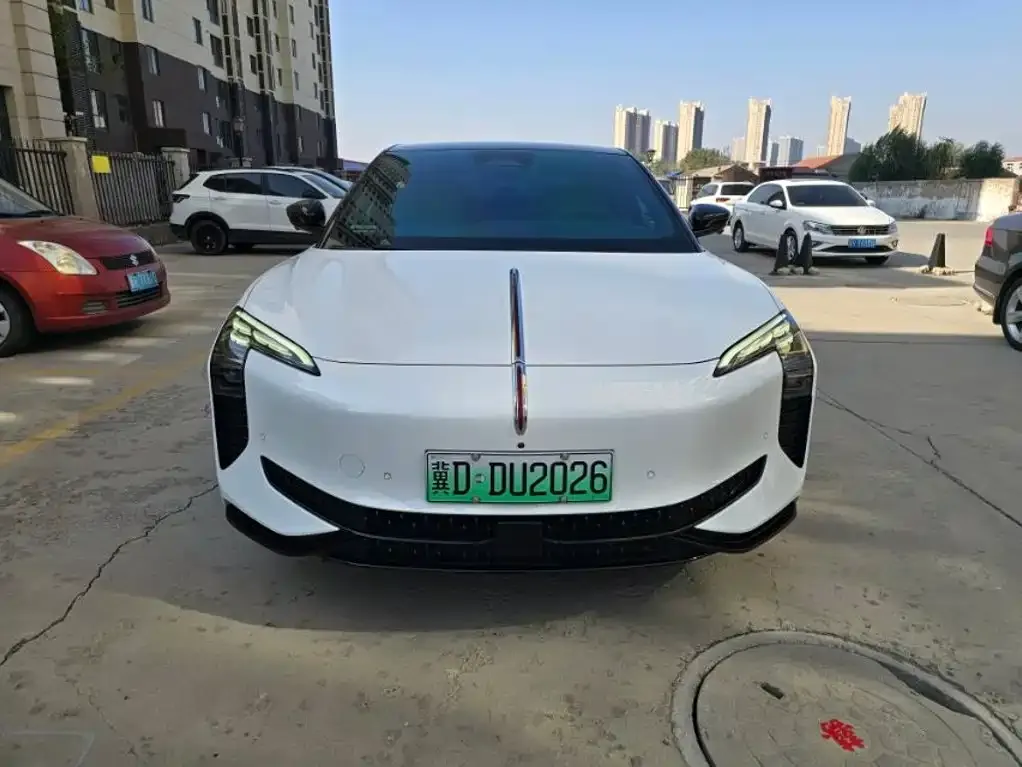 2024 Hongqi EH7 690 Pro