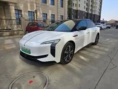 2024 Hongqi EH7 690 Pro, белый — фото 2