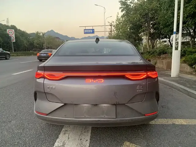 2025 BYD Qin L EV 545km