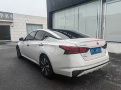 2021 Nissan Teana 2.0L XL Comfort, белый — фото 6