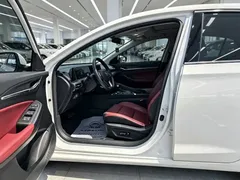 2021 Changan Eado PLUS Blue Whale NE 1.4T GDI DCT Premium, белый — фото 4