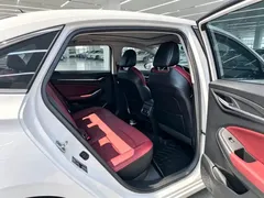 2021 Changan Eado PLUS Blue Whale NE 1.4T GDI DCT Premium, белый — фото 6