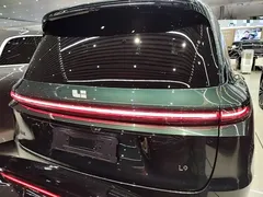 2025 Li Auto L9 Smart Refresh, зелёный — фото 6