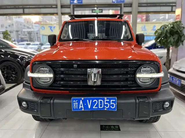2024 Tank 300 2.0T Challenger