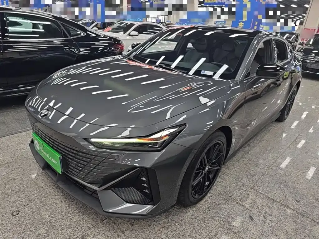 2022 Changan UNI-V 1.5T Premium