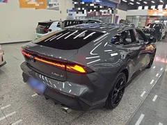 2022 Changan UNI-V 1.5T Premium — фото 7