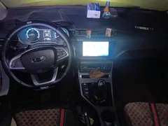 2021 Geely Emgrand UP 1.5L MT Luxury, белый — фото 12