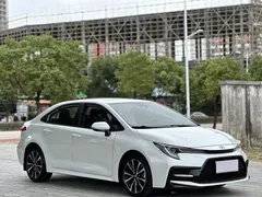 2021 Toyota Levin 185T CVT Sport, белый — фото 3