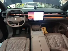 2026 Nio ES8 6-seat Executive Luxury, синий — фото 10