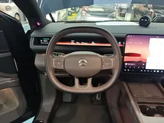 2026 Nio ES8 6-seat Executive Luxury, синий — фото 11