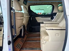 2021 Toyota Alphard Hybrid 2.5L Premium, белый — фото 17