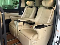 2021 Toyota Alphard Hybrid 2.5L Premium, белый — фото 18