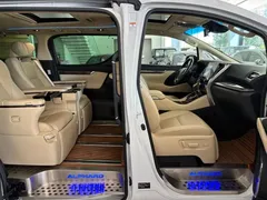 2021 Toyota Alphard Hybrid 2.5L Premium, белый — фото 26