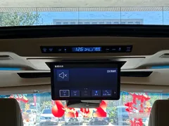 2021 Toyota Alphard Hybrid 2.5L Premium, белый — фото 30