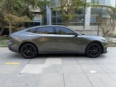 2023 Changan UNI-V 1.5T Premium — фото 9