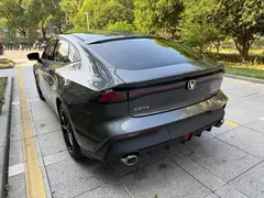 2023 Changan UNI-V 1.5T Premium — фото 10