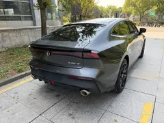 2023 Changan UNI-V 1.5T Premium — фото 12