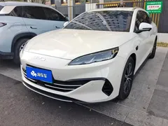 2025 BYD Seal 06 DM-i PHEV Smart Driving 80KM Premium, белый — фото 1