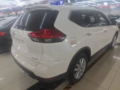 2022 Nissan X-Trail 2.0L 2WD Premium, белый — фото 7