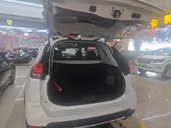 2022 Nissan X-Trail 2.0L 2WD Premium, белый — фото 19