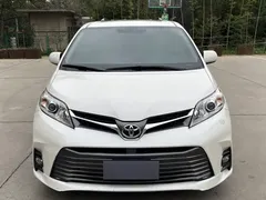 2020 Toyota Sienna 3.5L Mexico Spec, белый — фото 2