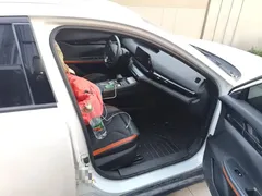 2023 Changan UNI-V 1.5T Premium, белый — фото 19