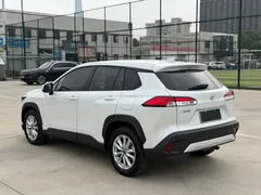 2022 Toyota Corolla Cross 2.0L Elite, белый — фото 4