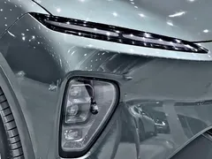 2024 Nio ES8 100kWh Signature Edition, зелёный — фото 5