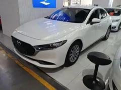 2023 Mazda 3 2.0L AT, белый — фото 1