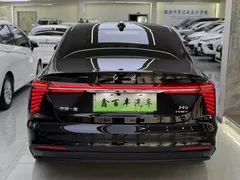 2025 Hongqi H5 PHEV 130, чёрный — фото 9