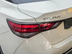 2022 Nissan Sylphy 1.6L XL CVT, белый — фото 16