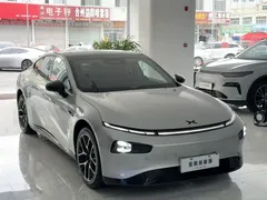 2023 Xpeng P7 P7i 610 Max Performance — фото 3