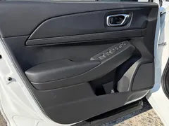 2023 Honda Vezel 1.5L CVT Pioneer, белый — фото 5
