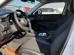 2023 Honda Vezel 1.5L CVT Pioneer, белый — фото 6
