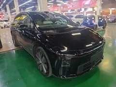 2025 Li Auto i6 4WD Standard, чёрный — фото 4