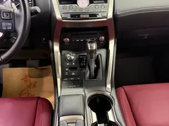 2020 Lexus NX 300h Hybrid 2WD Fashion, белый — фото 9