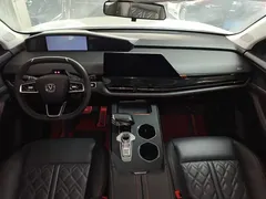2021 Changan UNI-K 2.0T Premium, белый — фото 10
