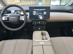 2026 Aion UT Super Standard EV, белый — фото 10