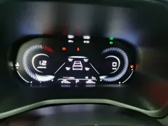 2022 Geely Emgrand 4th Gen 1.5L CVT Premium, белый — фото 12