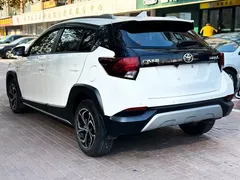 2021 Toyota Yaris L Zhixuan X 1.5L CVT Leading, белый — фото 6