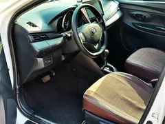 2021 Toyota Yaris L Zhixuan X 1.5L CVT Leading, белый — фото 7