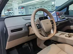 2025 Li Auto i6 2WD Standard — фото 4