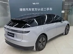 2025 Li Auto i6 2WD Standard — фото 17