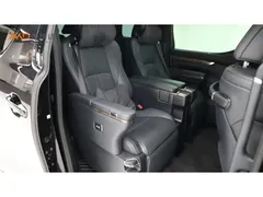 2023 Toyota Vellfire 2.5L Hybrid HV Ultimate — фото 8