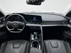 2022 Hyundai Elantra 1.5L CVT LUX Premium — фото 22