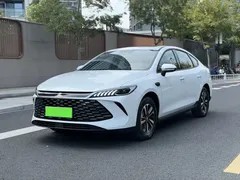 2026 BYD Qin PLUS DM-i PHEV 210KM, белый — фото 1