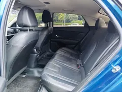 2022 Hyundai Elantra 1.5L CVT LUX Premium, синий — фото 5