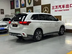 2021 Mitsubishi Outlander 2.0L 2WD 5 Seats, белый — фото 6