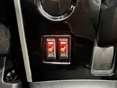 2021 Mitsubishi Outlander 2.0L 2WD 5 Seats, белый — фото 17