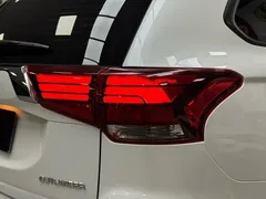 2021 Mitsubishi Outlander 2.0L 2WD 5 Seats, белый — фото 20
